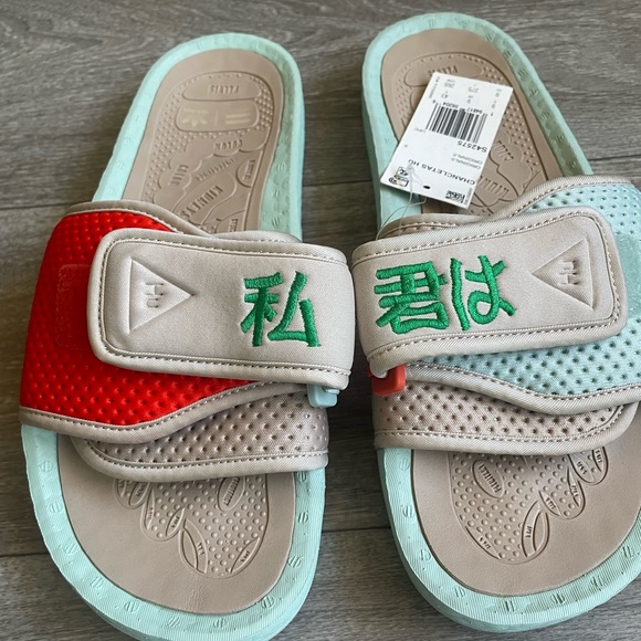 🈵🈲 Pharrell Williams x Nigo x HU Adidas Friendship Pack Slides - Picture 3 of 4
